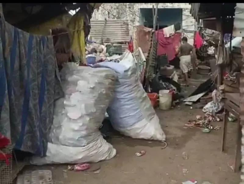 डाला में स्क्रैप कारोबार पर गंभीर सवाल: बच्चों को बनाया जा रहा 'कबाड़ नेटवर्क' का हिस्सा.
