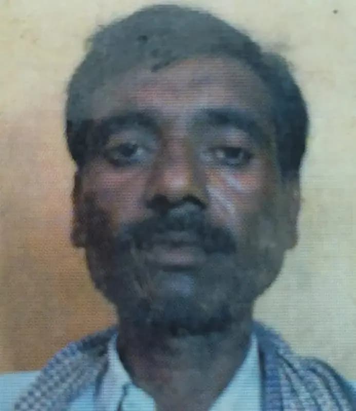 शौचालय से लौटते ही बिगड़ी अधेड़ की हालत, अस्पताल ले जाते समय मौत