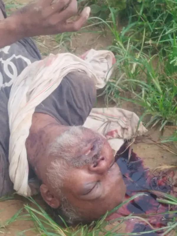 Murder:संदिग्ध हालात में खेत में खून से लथपथ मिला अधेड़ का शव, नाक-मुंह से था खून, हत्या