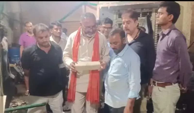 131 ट्रांसफार्मर पेंडिंग मिलने पर विधायक ने लगाई फटकार, बोले- लापरवाही बर्दाश्त नहीं
