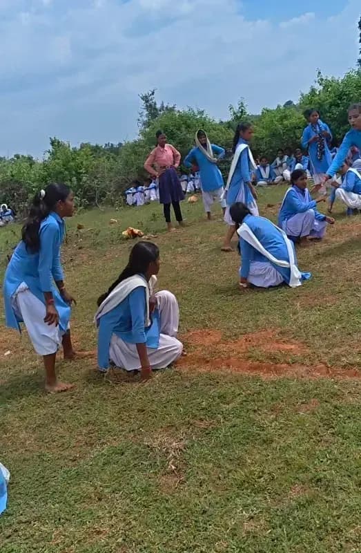 राजकीय बालिका इंटर कॉलेज सुअर सोत में खेलकूद प्रतियोगिताओं का आयोजन