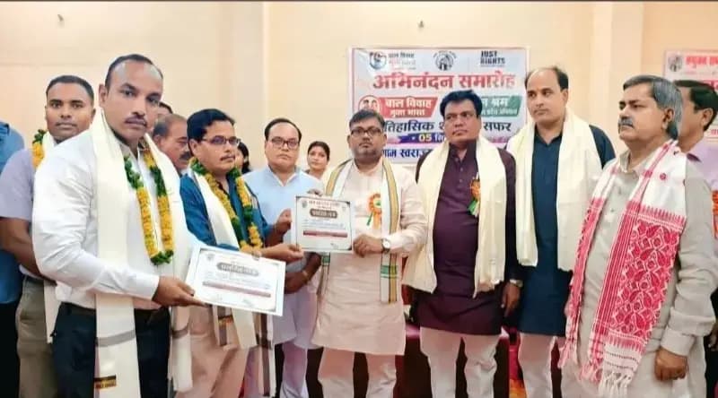 शिक्षक दिवस पर शिक्षकों का हुआ सम्मान