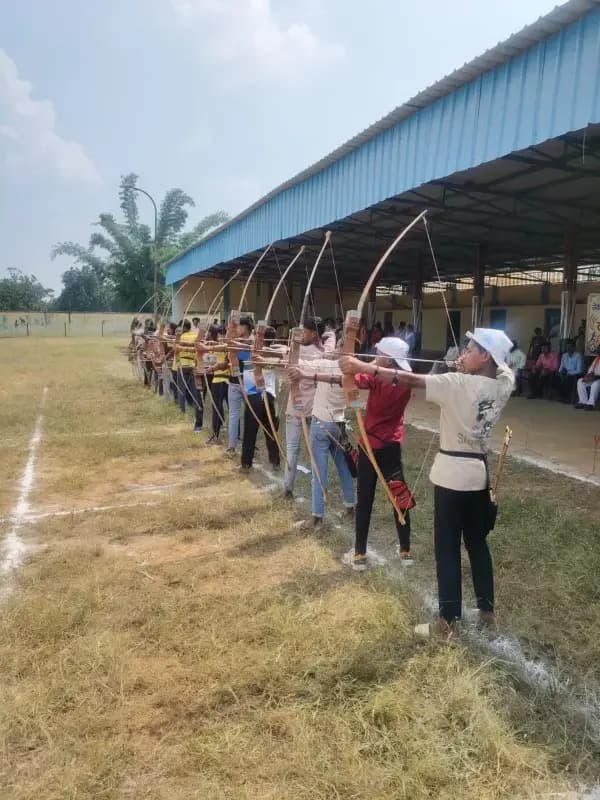 जिला स्तरीय खेलकूद प्रतियोगिता में खिलाड़ियों ने दिखाया दमखम, तीरंदाजी में आकाश प्रथम