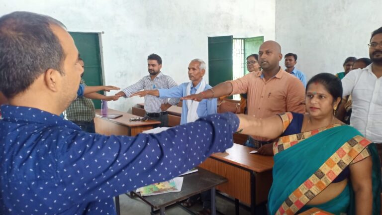 संकुल शिक्षक स्तरीय बैठक प्राथमिक विद्यालय डकबदला म्योरपुर, सोनभद्र पर हुई संपन्न।