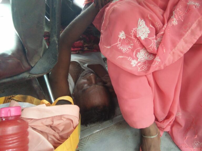 शक्तिनगर से वाराणसी इलाज के लिए जा रहे मरीज की बस में हुई मौत।