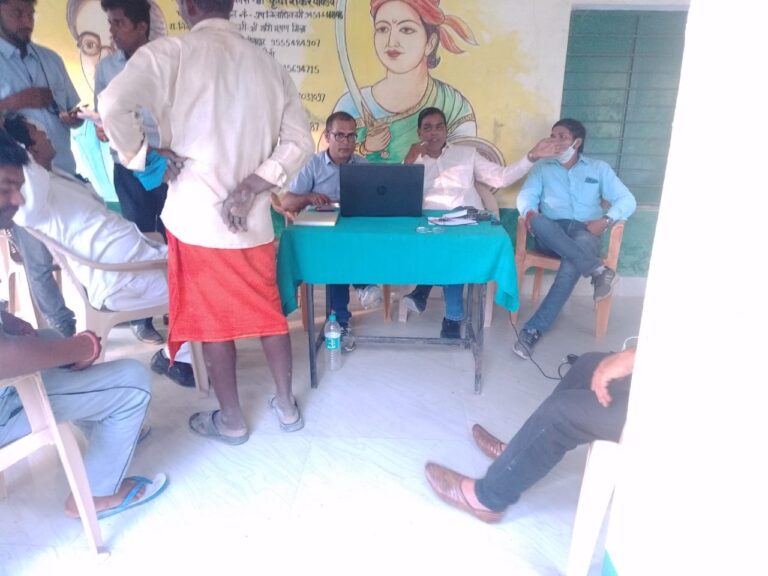 बिजली विभाग ने कैम्प लगा कर वसूले 55000 रुपए।