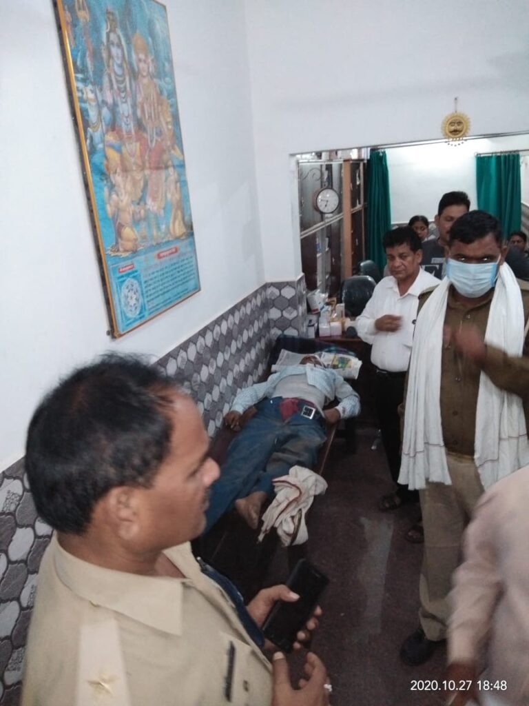 अज्ञात वाहन ने व्यक्ति को मारा टक्कर गंभीर रूप से घायल।