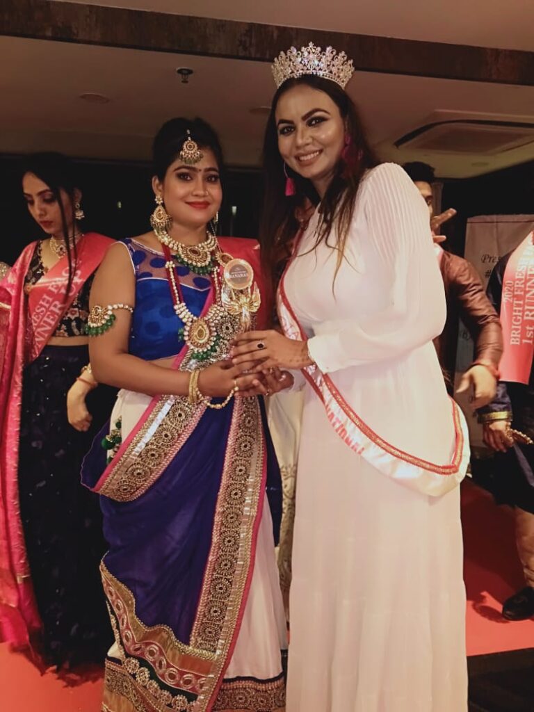 दुद्धी की ऋतु ने मिस बनारस के खिताब जीतकर गौरवान्वित किया।