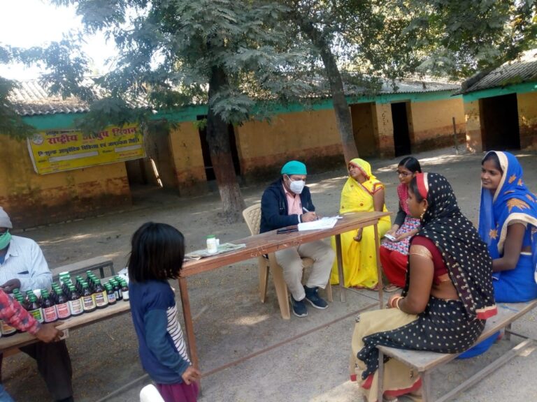 निःशुल्क चिकित्सा परामर्श शिविर का आयोजन।