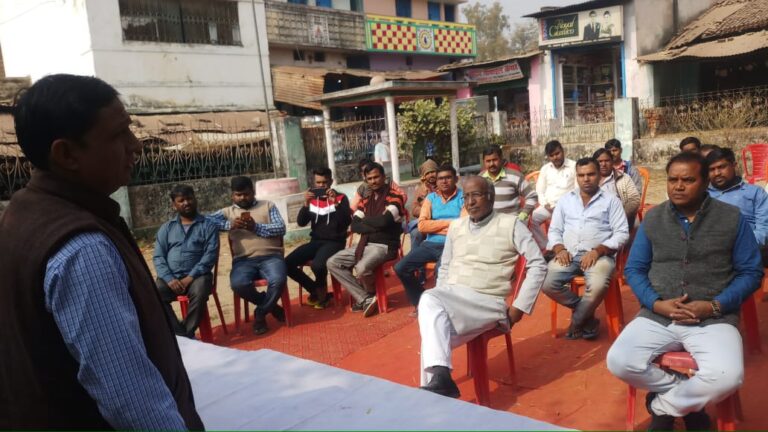 विंढमगंज व्यापार मंडल ने सुशासन दिवस मनाया।