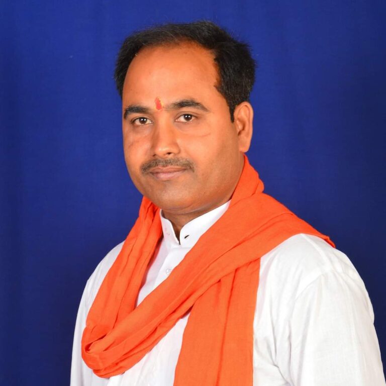 भाजपा दुद्धी मण्डल के पूर्व उपाध्यक्ष दिलीप पांडे को जिलामंत्री बनाये जाने पर भाजपाइयों में हर्ष।