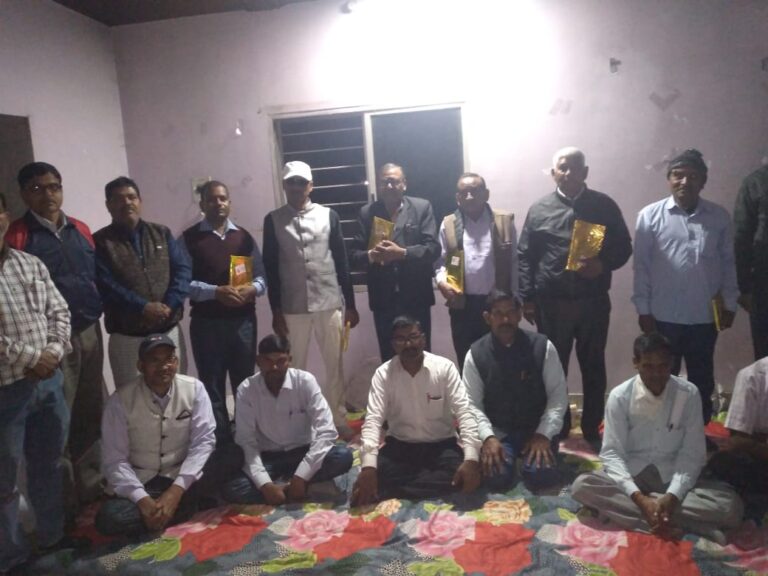 पुलवामा हमले की दूसरी बरसी पर कवियों द्वारा श्रद्धा सुमन अर्पित।