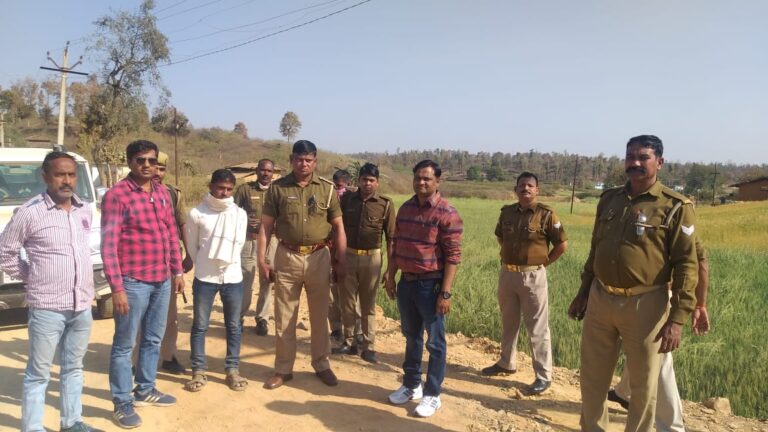 असर-: खान विभाग व पुलिस की टीम ने करहिया व बोधाडीह में किया अवैध खनन की जांच,हड़कंप