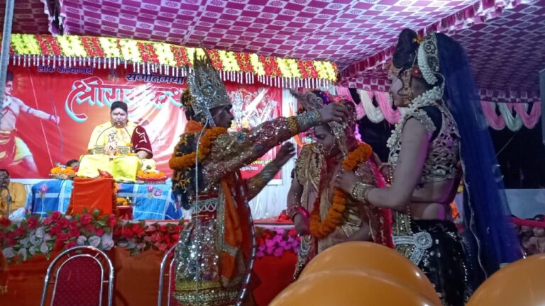 संस्कृत पढ़ संस्कार का परिष्करण कर,संस्कृति की रक्षा करें- पंडित श्री दिलीप कृष्ण भारद्वाज महाराज जी।