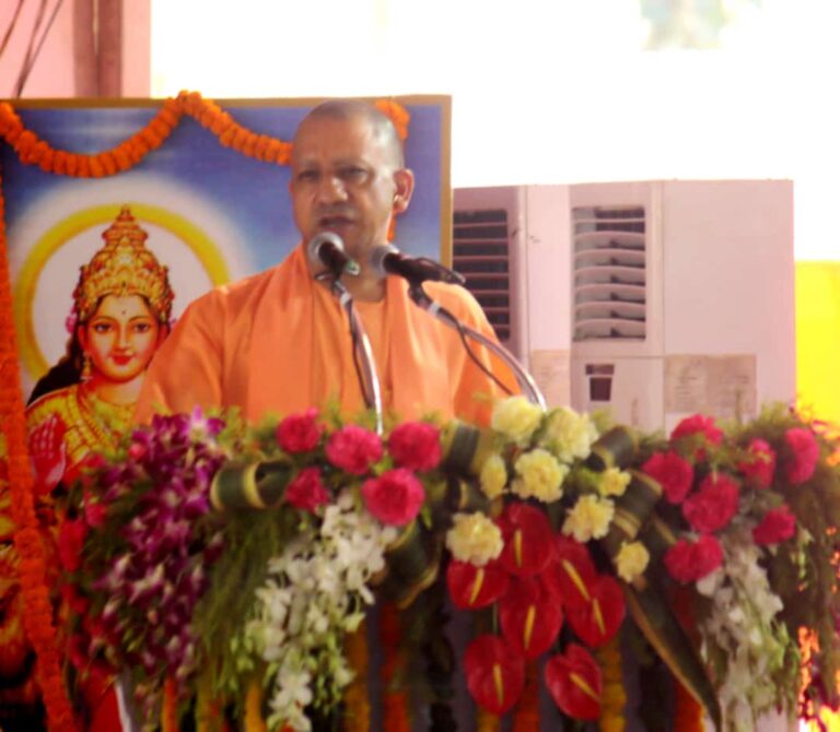 राष्ट्रपति आगमन पर सोनभद्र को सौगात-: आदिवासी वनवासी समाज के बच्चों की शिक्षा व भोजन के लिए नि:शुल्क व्यवस्था करेगी सरकार। – योगी आदित्यनाथ (उ0प्र0 मुख्यमंत्री)