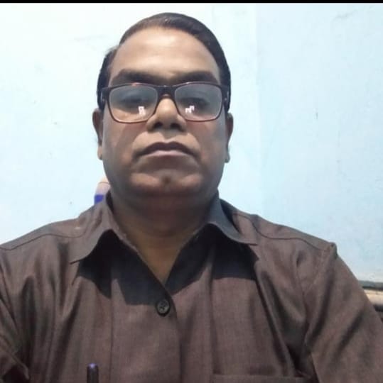 अवर अभियंता दुद्धी आर हरेश ने वाराणसी के मैक्सवेल अस्पताल में तोड़ा दम, विद्युत विभाग के कर्मियों की नम हुई आंखें।