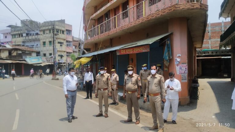 पवित्र रमजान की आखिरी जुमे की नमाज अदा वैश्विक महामारी करोना से मुक्ति व सब की सलामती की अपने घरों मे मांगी दुआ।