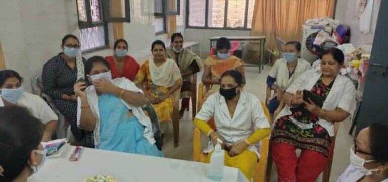 अंतर्राष्ट्रीय नर्स दिवस विशेष-कोरोना वारियर्स नें सेवा के क्षेत्र में किया मिशाल पेश,कितनों ने अपनी जान की बाजी लगाकर लोगों के प्राणों की रक्षा की