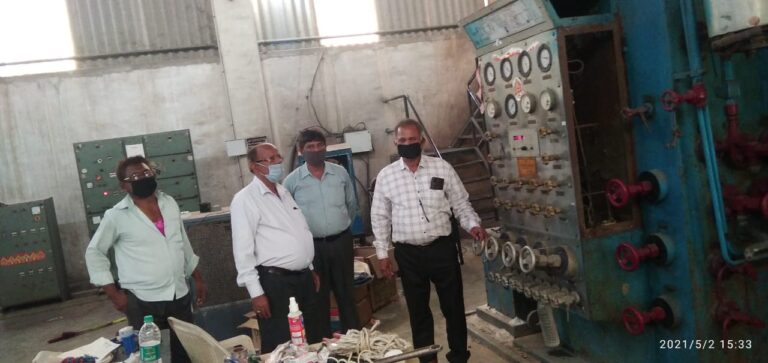 एसडीएम दुद्धी नें ऑक्सीजन रिफ़लिंग बुकिंग और वितरण का ब्यौरा जिलाधिकारी कार्यालय सोनभद्र एवं मुख्य चिकित्सा अधिकारी कार्यालय को उपलब्ध कराने का निर्देश दिया।