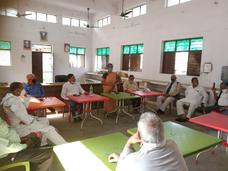 सोनभद्र में औद्योगिक कल कारखानों के प्रदूषण के कारण, प्रकृति का बदल रहा स्वरूप – शुभा बहन