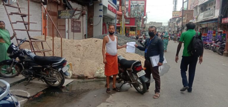 शहर को स्वच्छ रखना सबकी जिम्मेदारी -आर पी सिंह (नगर निगमायुक्त)