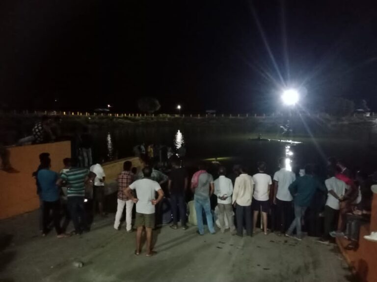 प्राचीन शिवाजी तालाब मे कांस्टेबल के भाई नहाने के दौरान डूबा,मौत। 