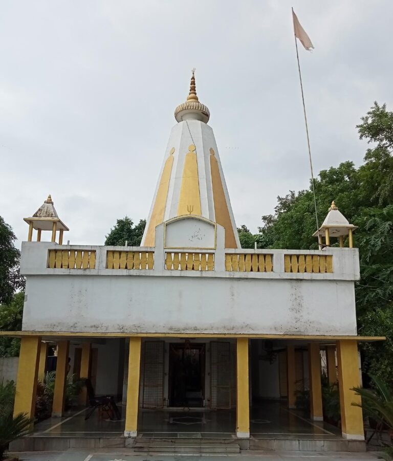 निश्चल श्रद्धा भक्ति से प्रसन्न होते है महादेव ।