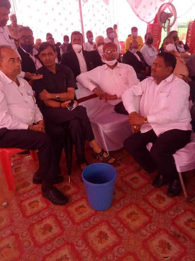 दुद्धी बार एसोसिएशन ने वाह्य न्यायालय दुद्धी में पीठासीन अधिकारियों के नियुक्ति के संबंध में माननीय मुख्य न्यायाधीश को पत्र प्रेषित किया