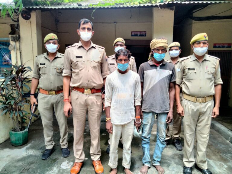 मादक पदार्थ के साथ दो को पुलिस ने पकड़ा।