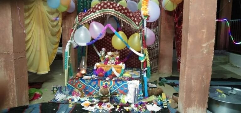 बभनी : नंद घर आनंद भयो,जय कन्हैया लाल की,ब्रम्हबाबा समिति से जुड़े युवाओ द्वारा हुआ भव्य आयोजन।