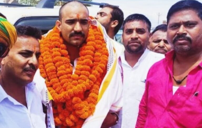 मनोनीत होने के पश्चात प्रथम आगमन पर युवा मोर्चा जिलाध्यक्ष का डाला नगर में ढोल बाजे के साथ किया गया स्वागत।