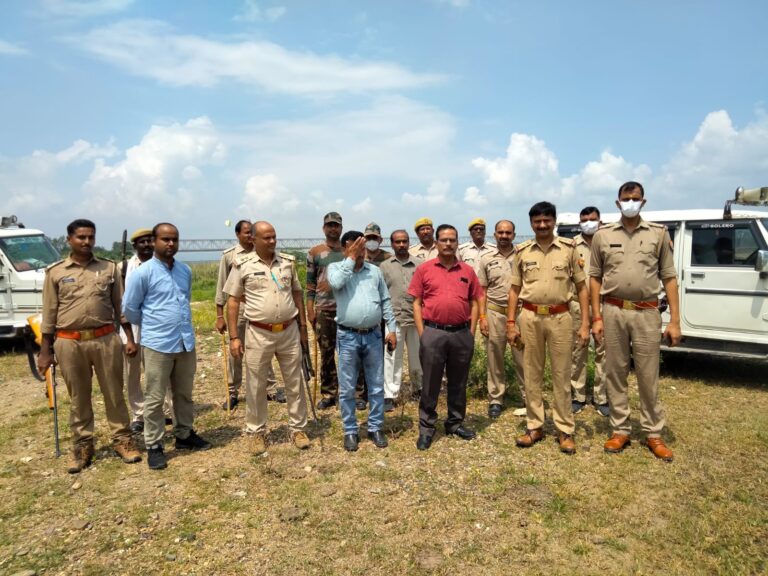 अवैध बालू खनन पर नकेल कसना शुरू, हो रही कड़ी निगरानी, डीएम सख्त।