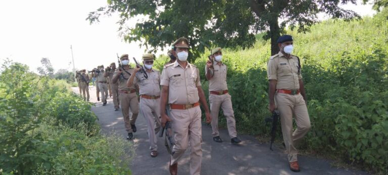 हाथीनाला थाना क्षेत्र समेत कई क्षेत्रों में मय फोर्स के साथ की गई सघन कांबिंग।