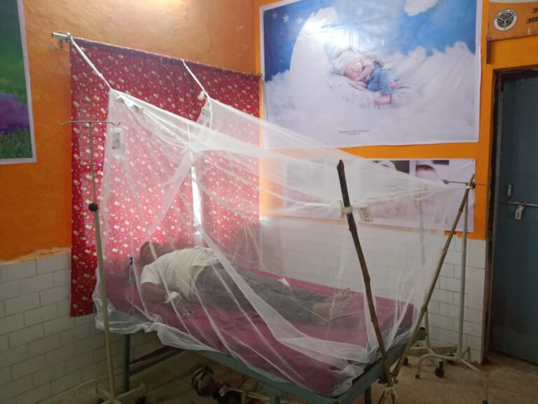 नगर पंचायत दुद्धी, विकासखंड दुद्धी व स्वास्थ्य विभाग एंटी डेंगू लार्वा दवा का नहीं कर रहे छिड़काव।