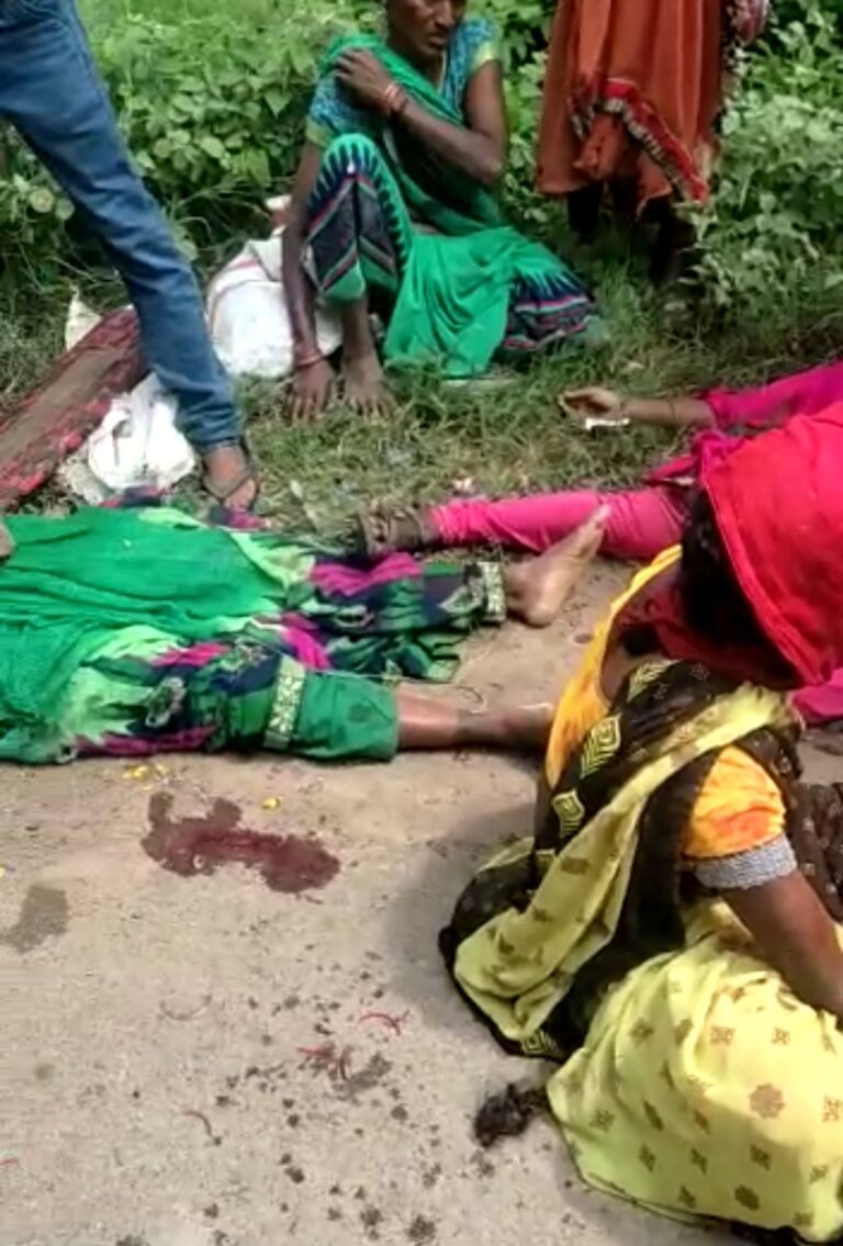 ऑटो पलटने से एक की मौत, पांच घायल।