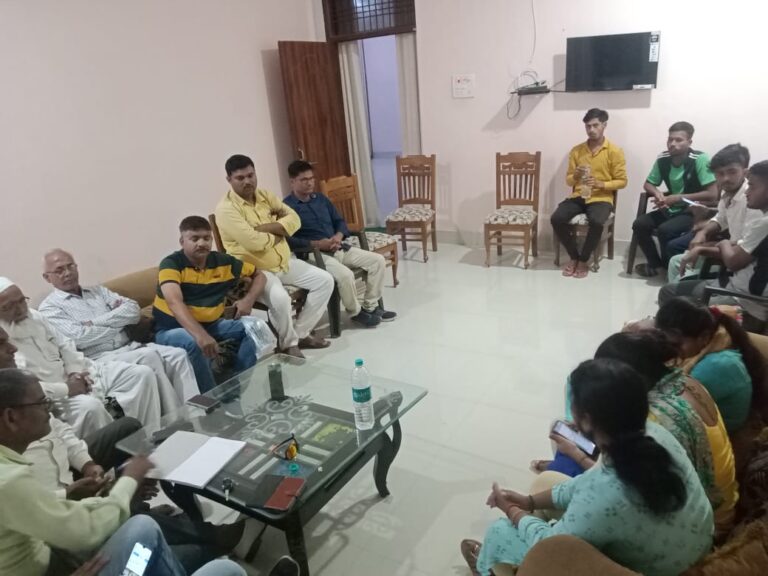 पीडब्ल्यूडी गेस्ट हाउस दुद्धी में फुटबॉल कमेटी का विस्तार – जल्द ही महिला फुटबॉल टूर्नामेंट का होगा आयोजन.