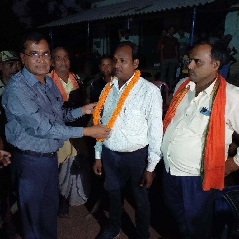 ईमाम अली भाजपा अल्पसंख्यक मोर्चा के विंढमगंज मण्डल अध्यक्ष चुने गए।