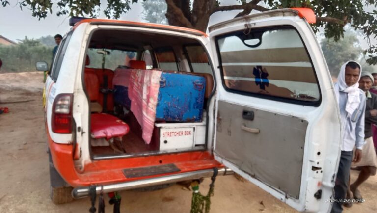 बाहर कमाने गया युवक का शव घर पहुंचते ही मचा कोहराम।