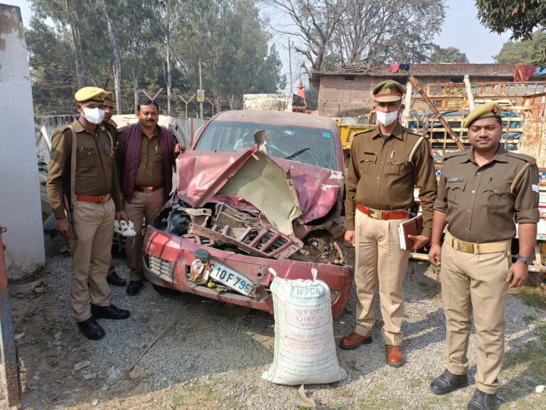 सोनभद्र में नशा का धंधा – जाइलो कार से डाला पुलिस ने 20.5 किलो गांजा पकड़ा।
