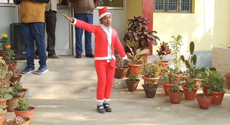 मून स्टार इंग्लिश स्कूल में बच्चों ने मनाया क्रिसमस-डे, 24-26 दिसंबर तक स्कूल में अवकाश।