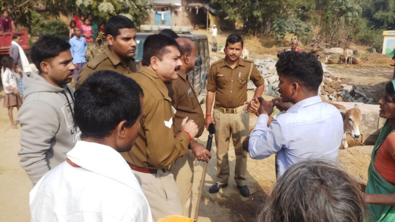 जमीनी विवाद को लेकर दो पक्षों में मारपीट।