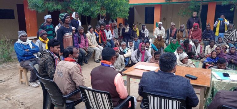 पटवध में अपना दल एस का बूथ स्तरीय बैठक आयोजित किया गया।