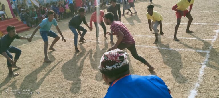 स्वर्गीय शफीक आलम के स्मृति में पांच दिवसीय अंतर्विद्यालयी खेलकूद प्रतियोगिता का समापन।