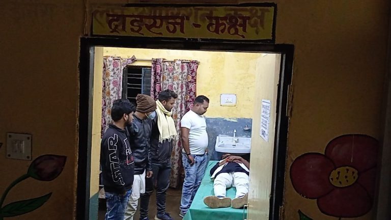 गुलालझरिया निवासी युवा सपा कार्यकर्ता/नेता  को देर शाम कुछ लोगो ने पीटा, घायल।