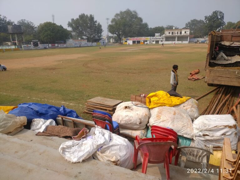 स्टेट राज्य की संपत्ति ” खेल मैदान ” पर नगर पंचायत दुद्धी द्वारा व्यवसायिक दुरुपयोग का मामला पहुंचा एस डी एम व तहसीलदार के पास।
