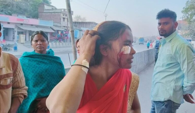 मडई को लेकर हुआ विवाद चले लाठी-डंडे एल, एक महिला घायल।