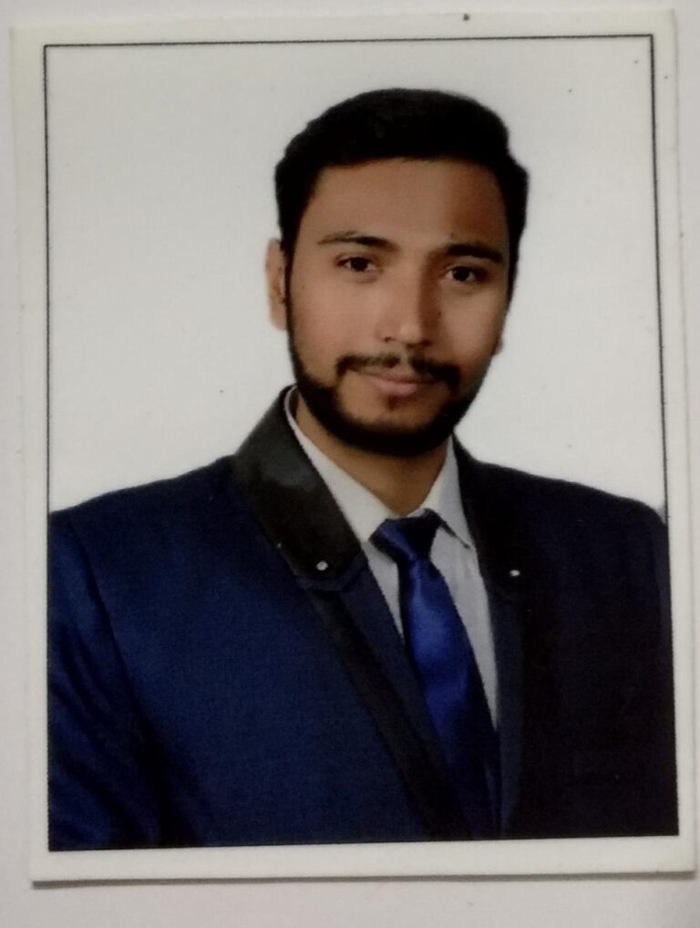 अनुराग का सीए में चयन होने से क़स्बे वासियों में हर्ष।