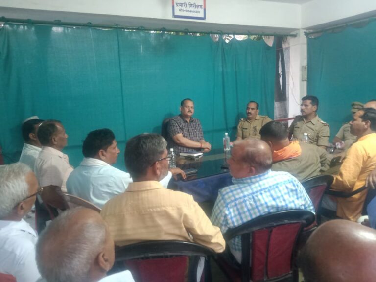 दुद्धी – रामनवमी व रमजान को लेकर पीस कमेटी की कोतवाली में बैठक।