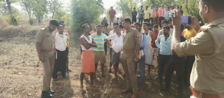 लिलासी – किशोर का नीम के पेड़ से लटका मिला शव, घर का इकलौता चिराग बुझा।