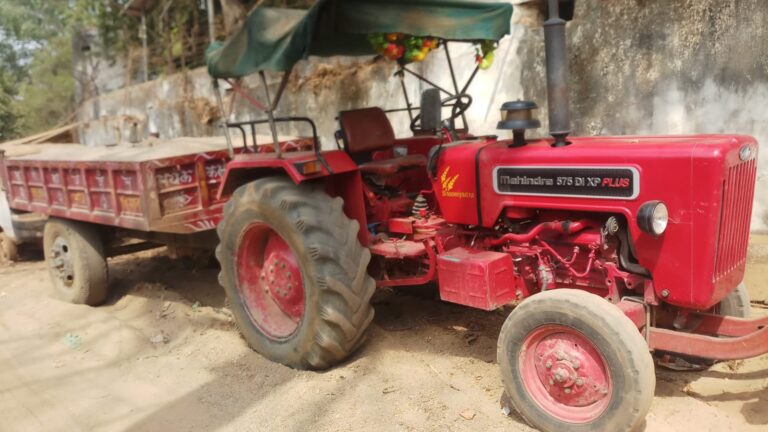 सीओ ने रात्रि गस्त के दौरान दिघुल व हरपुरा से अवैध खनन में लिप्त दो ट्रैक्टर पकड़े , दलालों में हड़कंप।